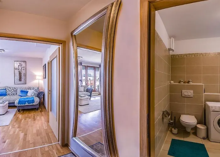 With Private 90 Sqm Rooftop, Free Parking And Air Condition
